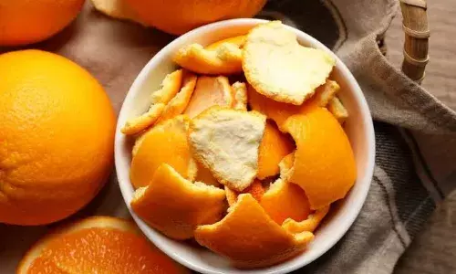 भूलकर भी फलों को खाने के बाद नहीं फेंके छिलके, सेहत के साथ चेहरे के लिए होता हैं फायदेमंद