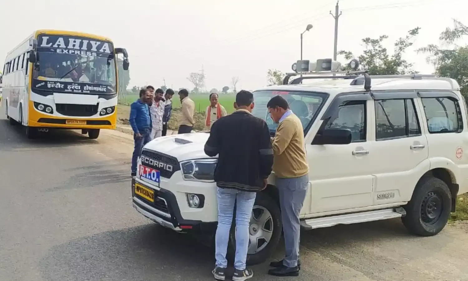 भोपाल सड़क हादसे के बाद सख्त हुआ प्रशासन, आज से यात्री और शैक्षणिक संस्था वाहनों की होगी चेकिंग