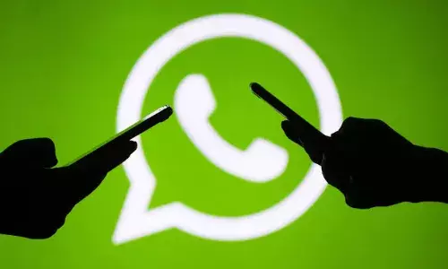 WhatsApp पर आया नया फीचर, वॉट्सऐप स्टेटस रीशेयर और फॉरवर्ड का मिलेगा ऑप्शन