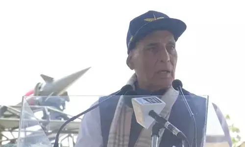 भुज वायुसेना स्टेशन पर बोले रक्षामंत्री राजनाथ सिंह