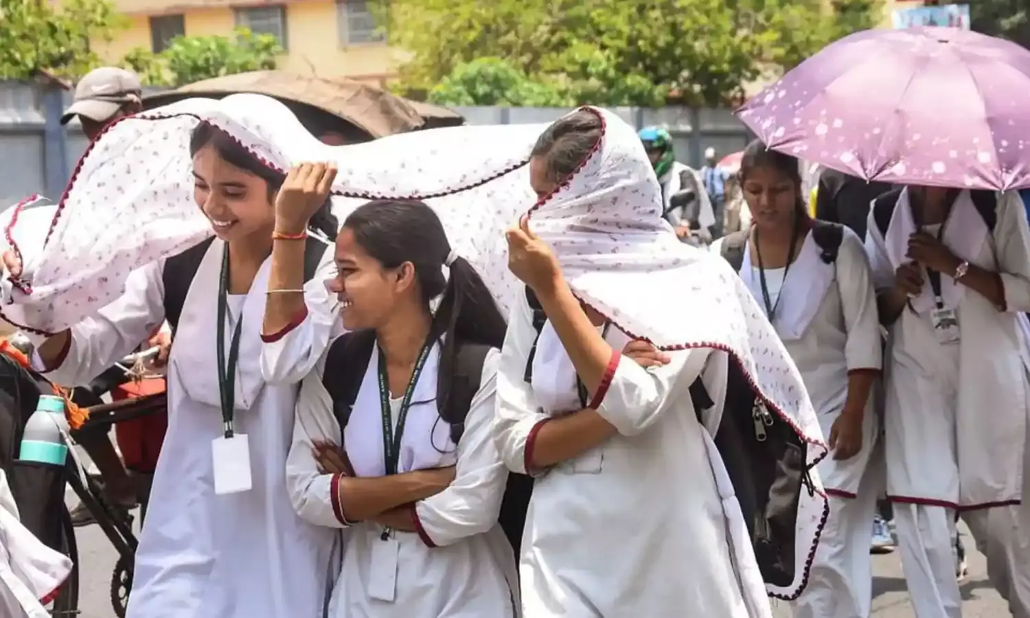 दिल्ली में प्रचंड गर्मी, यूपी - बिहार, राजस्थान, मध्य प्रदेश में भी दिखेगा सूरज का सितम