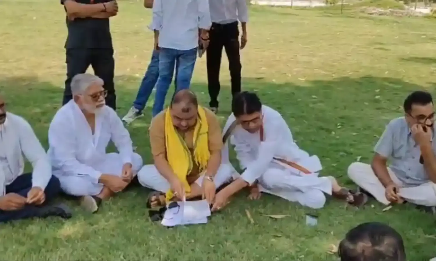 कांग्रेस MLA अभय मिश्रा