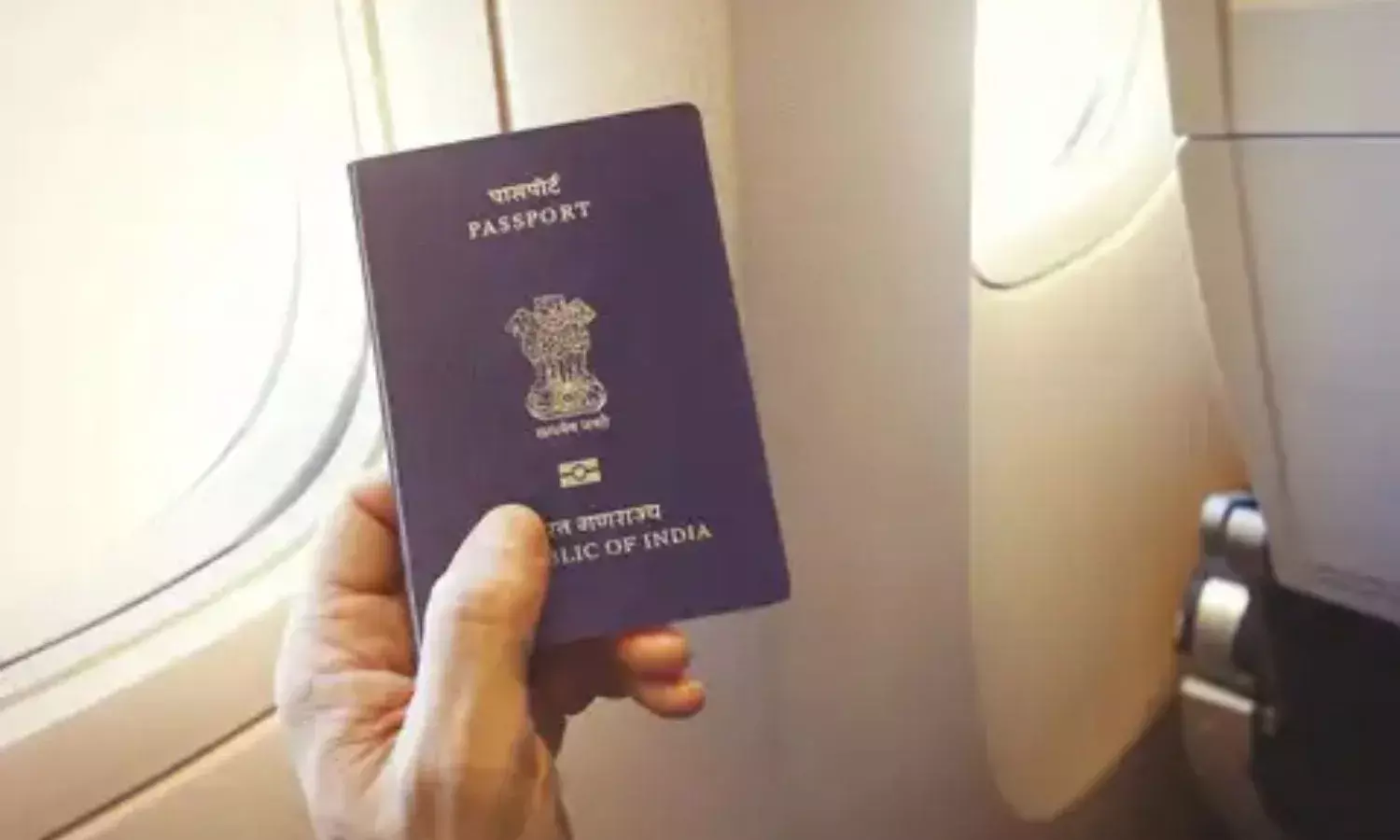 क्या है ePassport? जानिए नए स्मार्ट पासपोर्ट की खूबियां और पुराने पासपोर्ट की हकीकत