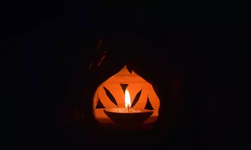 नौतपा के नौ दिनों में जलाएं ये खास दीपक, जीवन में मिलेगा भाग्य का साथ