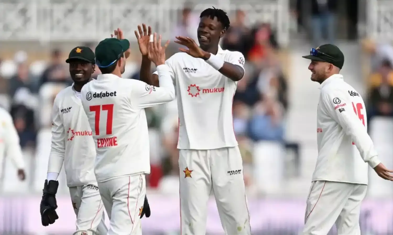 RCB के गेंदबाज़ ने इंग्लिश बल्लेबाज़ों को किया ढेर, आईपीएल में आने से पहले दी चेतावनी