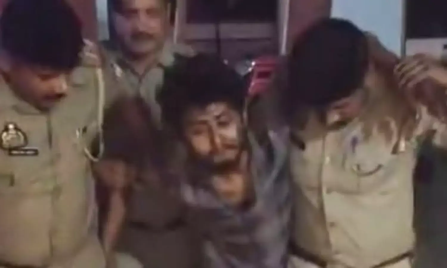 पुलिस अभिरक्षा से भागा तो खाकी की गोली से हुआ जख्मी…