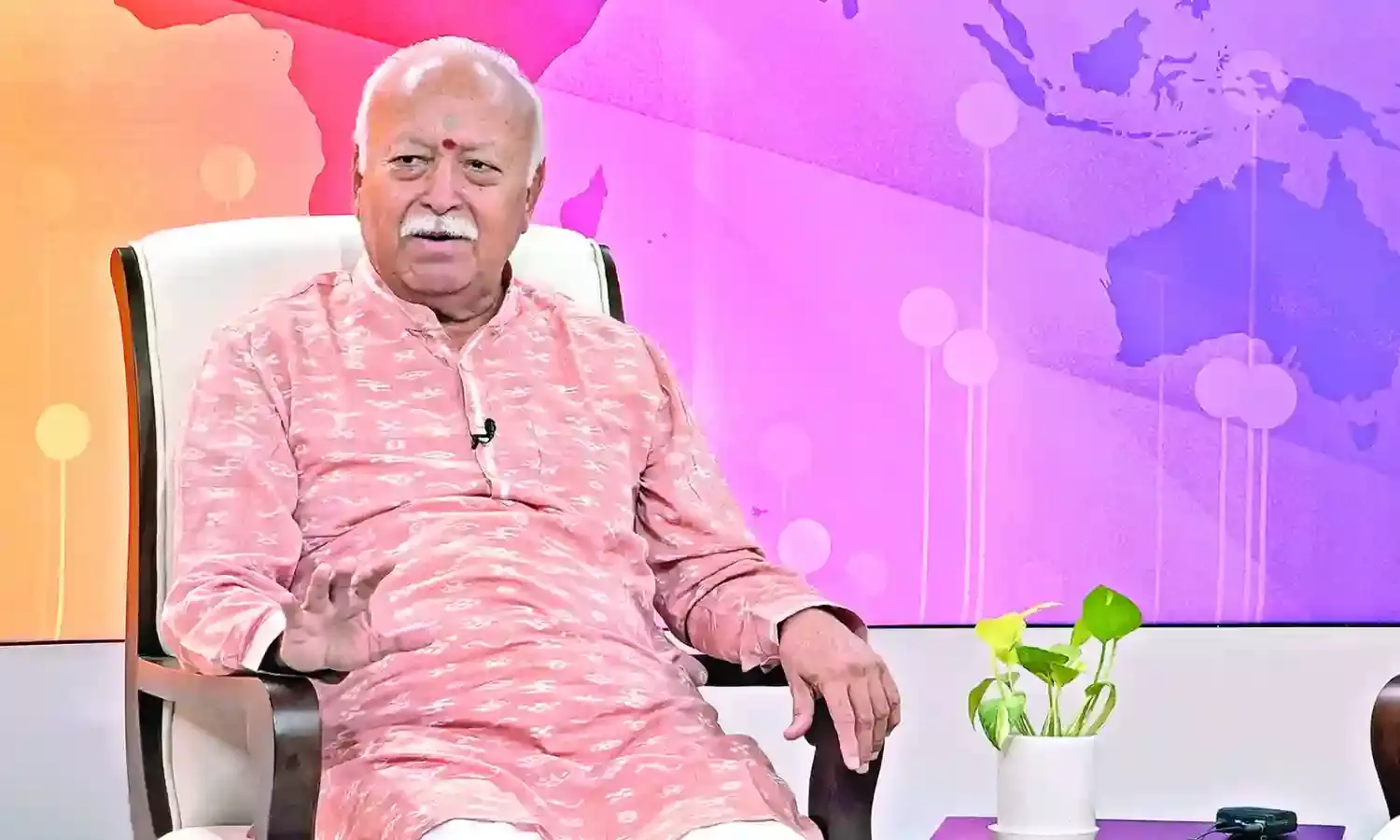 विश्व को नई राह दिखाना हिंदू समाज का ईश्वर प्रदत्त कर्तव्य है- डॉ. भागवत