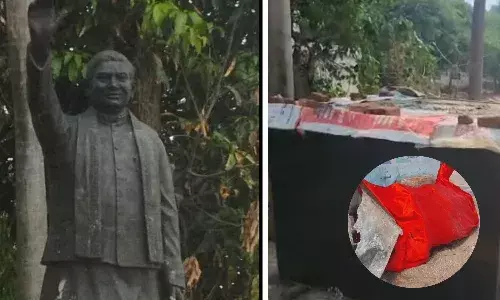 बदमाशों ने देर रात हटाई अजीत जोगी मूर्ती, गौरेला में लोगों ने काटा बवाल