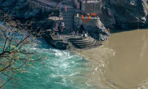 जून में घूमने का कर रहे है प्लान, तो देवप्रयाग की इन जगहों को करें एक्सप्लोर, शानदार रहेगा एक्सपीरियंस