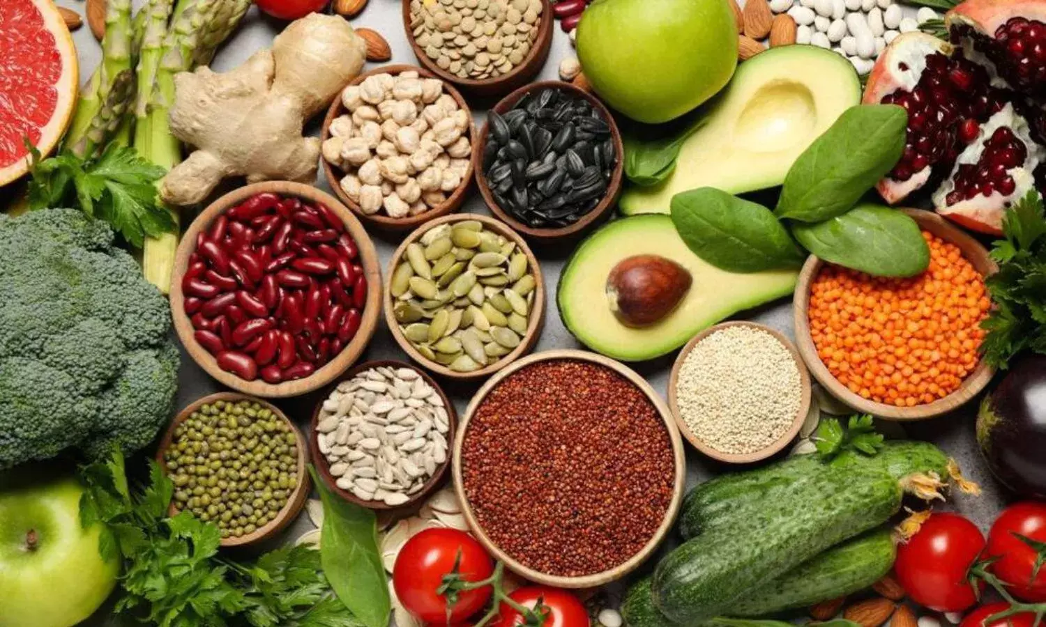 हेल्दी फूड्स से जुड़ी 6 बड़ी गलतफहमियां, जिन पर आंख बंद करके भरोसा करना पड़ सकता है भारी हेल्दी फूड्स से जुड़ी 6 बड़ी गलतफहमियां, जिन पर आंख बंद करके भरोसा करना पड़ सकता है भारी