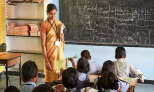 हजारों स्कूल बंद होने की खबर का सच आया सामने, शिक्षा विभाग ने कहा- 166 स्कूलों का होगा समायोजन