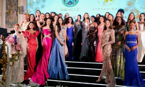 मिस वर्ल्ड का फाइनल आज हैदराबाद में, बॉलीवुड सितारे देंगे धमाकेदार परफॉर्मेस; सोनू सूद का होगा सम्मान मिस वर्ल्ड का फाइनल आज हैदराबाद में, बॉलीवुड सितारे देंगे धमाकेदार परफॉर्मेस; सोनू सूद का होगा सम्मान
