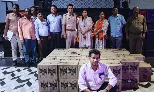 भिलाई के बार में 62 पेटी अवैध शराब जब्त, मिलावट करने का शक