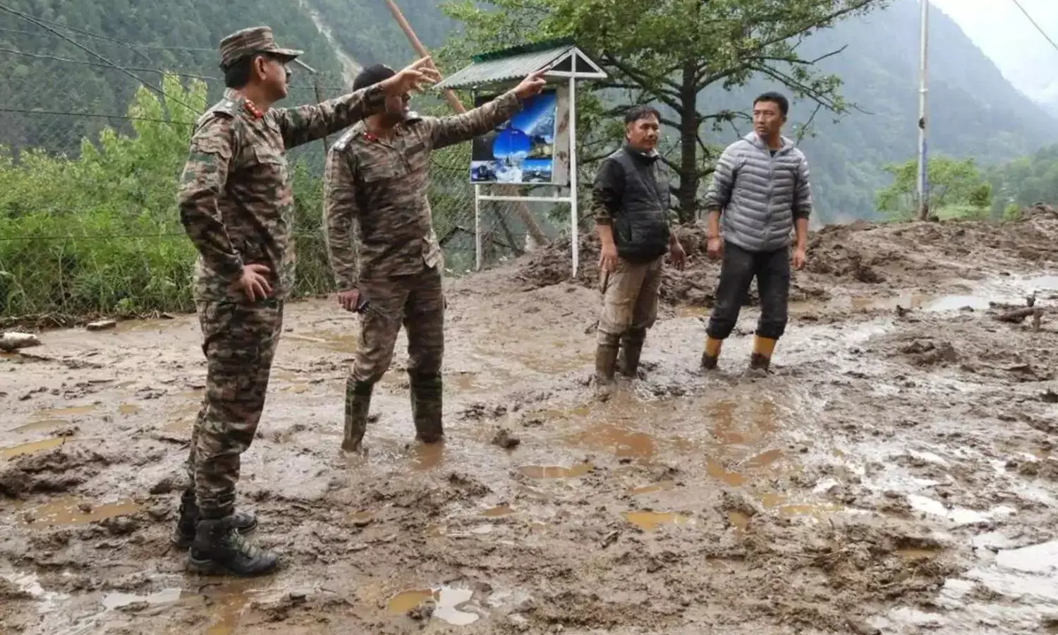 सिक्किम में आर्मी कैंप पर लैंडस्लाइड, 3 की मौत, 6 जवान लापता