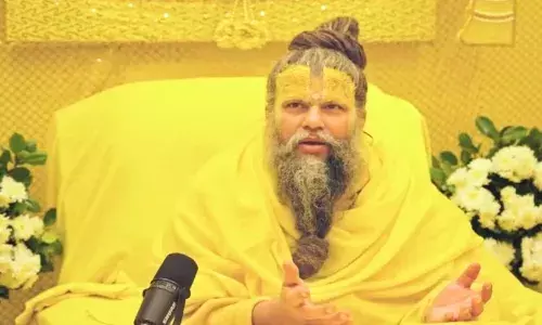 प्रेमानंद महाराज ने बताए प्रेम विवाह के लिए माता - पिता को मनाने के उपाय, मां - बाप को भी दी सलाह…