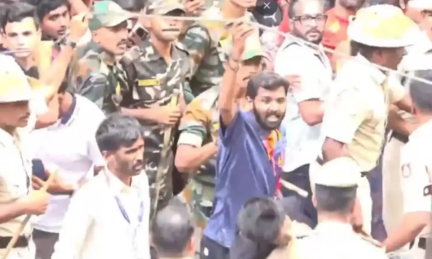 RCB की जीत पर उमड़ा जनसैलाब बना हादसे की वजह, भगदड़ में 3 की मौत, 15 घायल