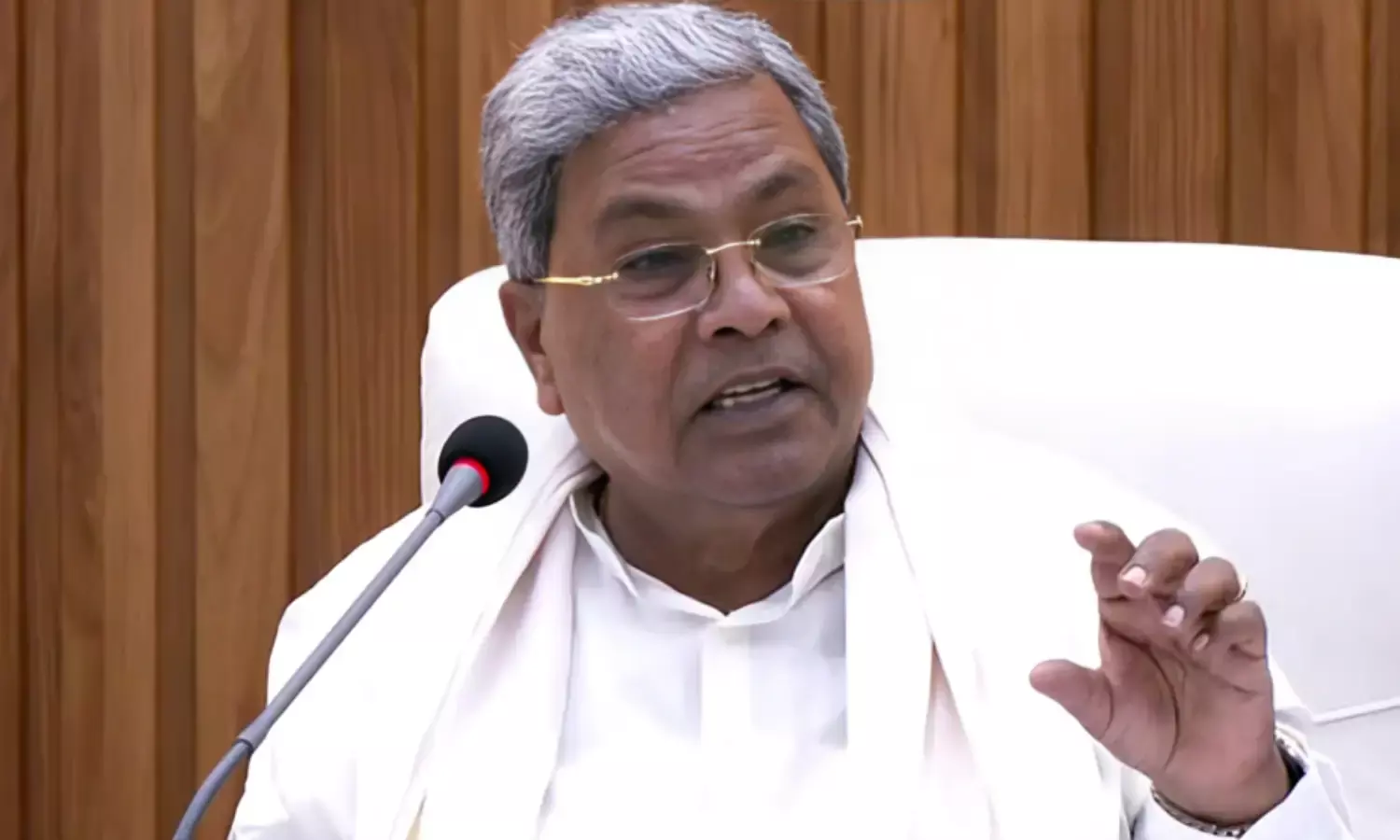 सिद्धारमैया का बड़ा एक्शन