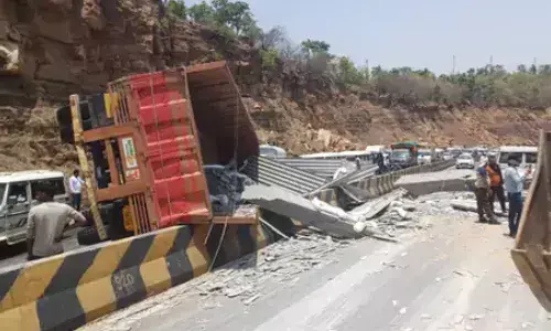 रीवा प्रयागराज मार्ग पर भीषण सड़क हादसा