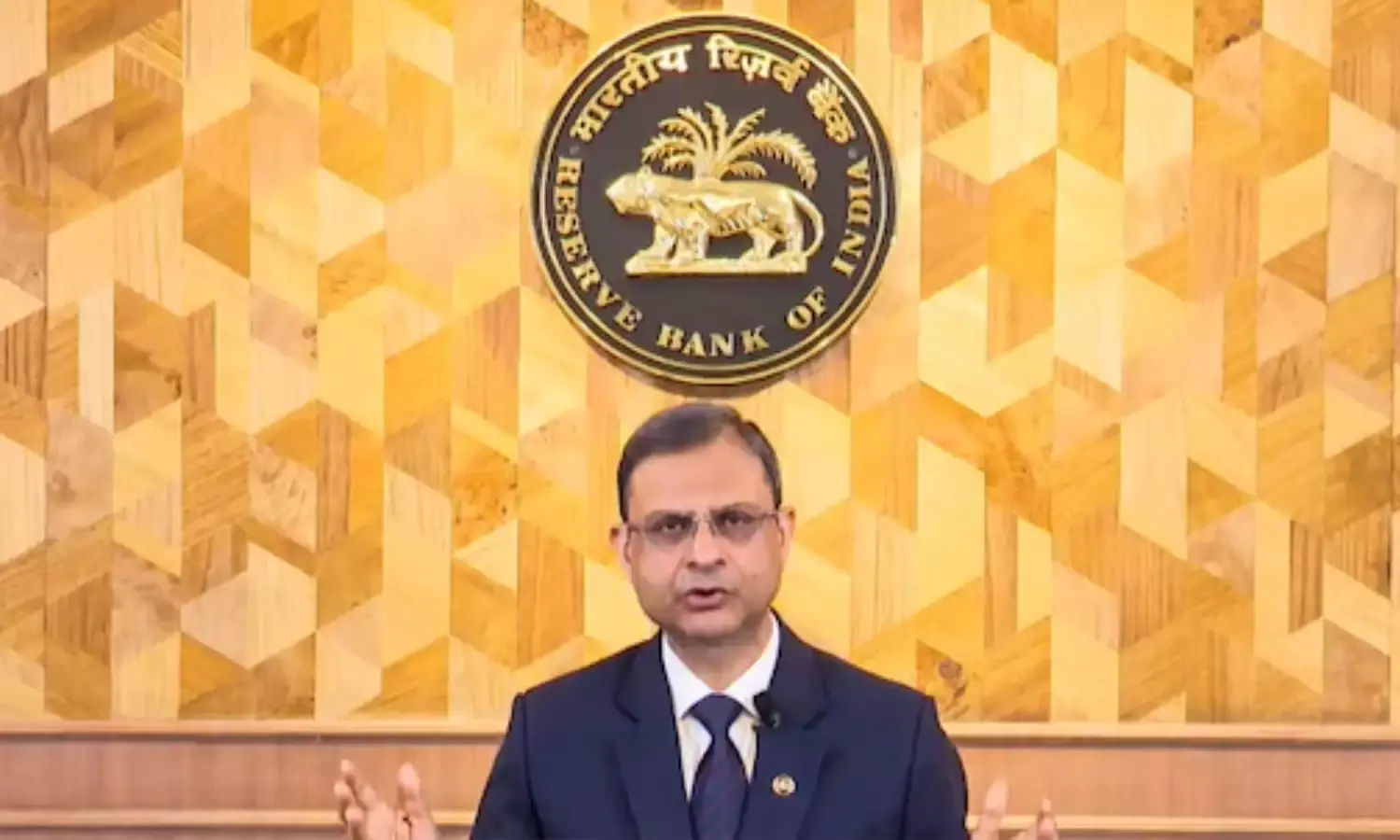 रेपो रेट में 50 बेसिस प्वाइंट की हुई कटौती, जानिए आम आदमी को कितना होगा फायदा?