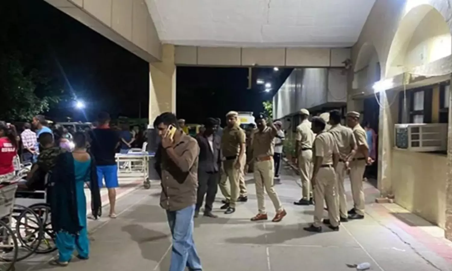 रात के अंधेरे में पंचकूला मॉल के बाहर गोलीबारी, एक की मौत, दूसरा घायल