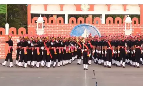 गोपालपुर आर्मी एयर डिफेंस सेंटर में अग्निवीरों के पांचवें बैच की पासिंग आउट परेड का हुआ आयोजन, 401 अग्निवीर सेना में हुए शामिल गोपालपुर आर्मी एयर डिफेंस सेंटर में अग्निवीरों के पांचवें बैच की पासिंग आउट परेड का हुआ आयोजन, 401 अग्निवीर सेना में हुए शामिल