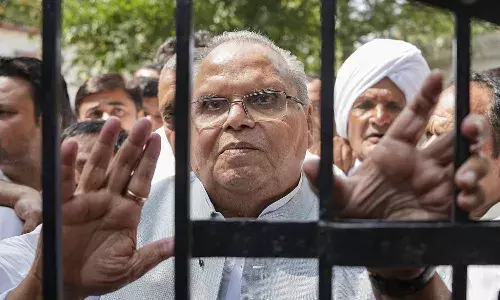 ICU से सत्यपाल मलिक की भावुक अपील; मैं कर्ज में हूं, सरकार से इंसाफ की उम्मीद!