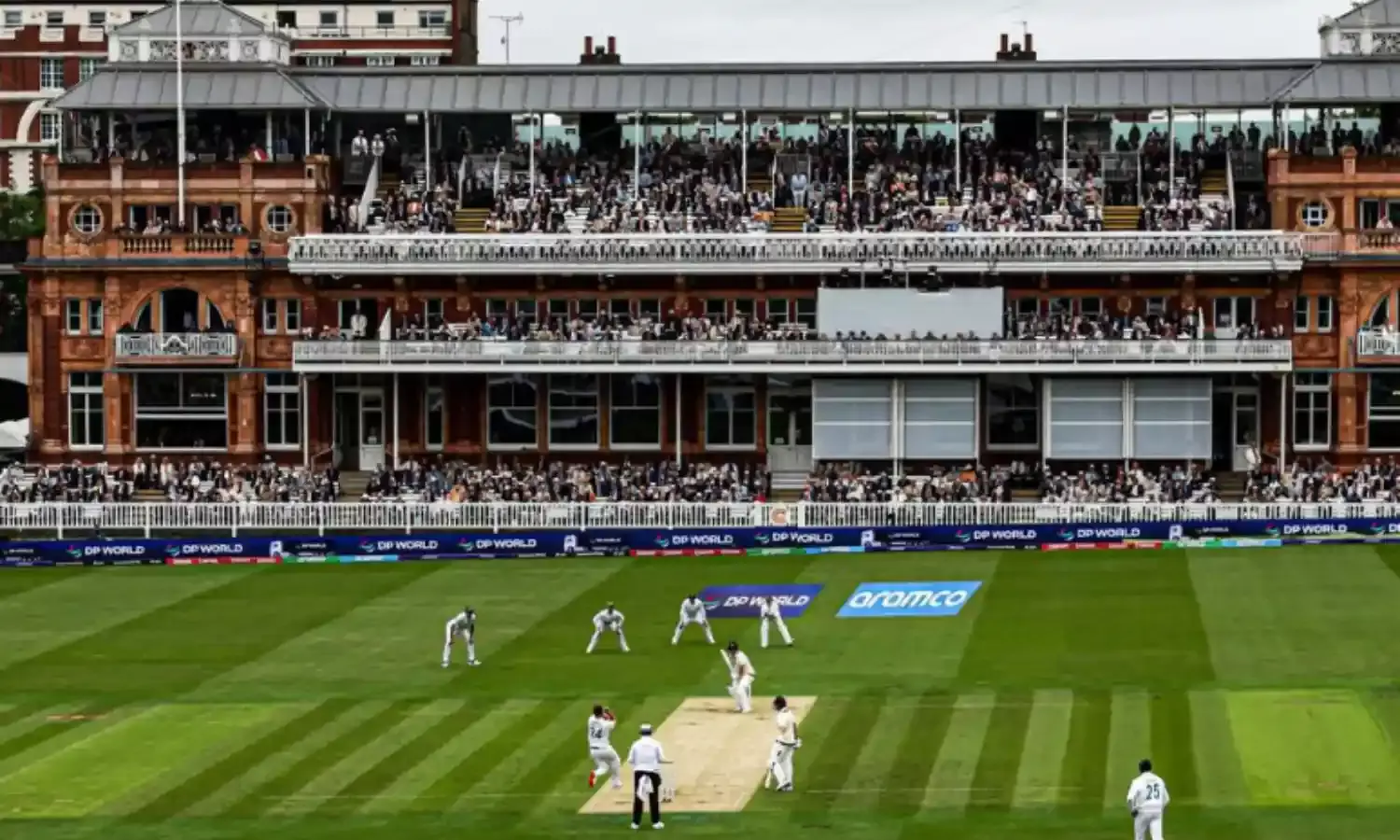 साउथ अफ्रीका की वापसी पर कैरी ने फेरा पानी, ऑस्ट्रेलिया को 200+ की बढ़त