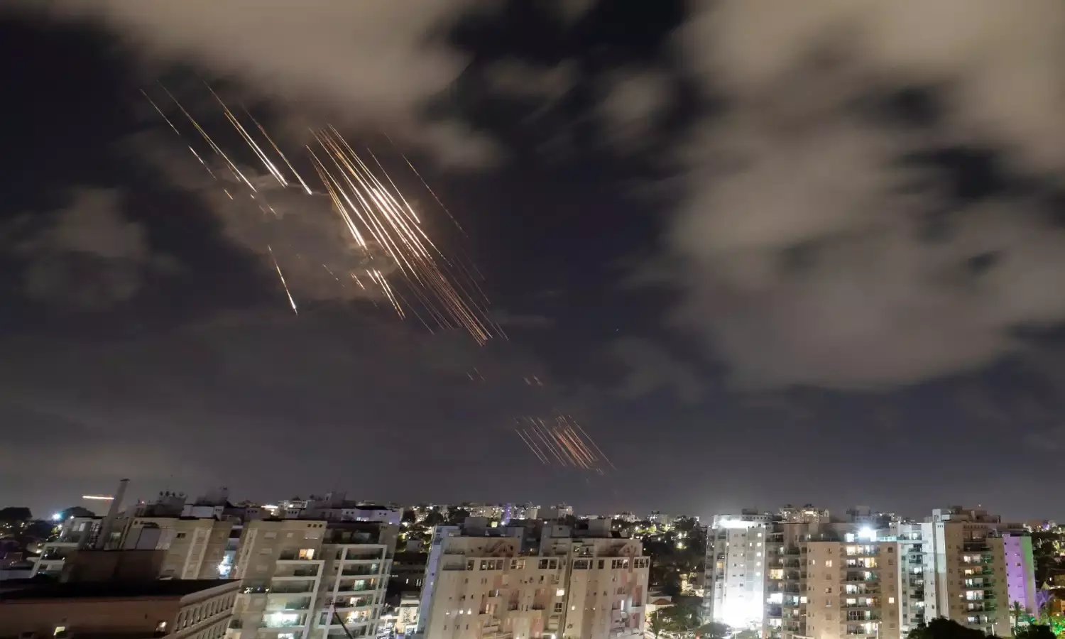 तेल अवीव से तेहरान तक धमाके ही धमाके, 24 घंटे की तबाही में दर्जनों मौतें और सैकड़ों जख्मी