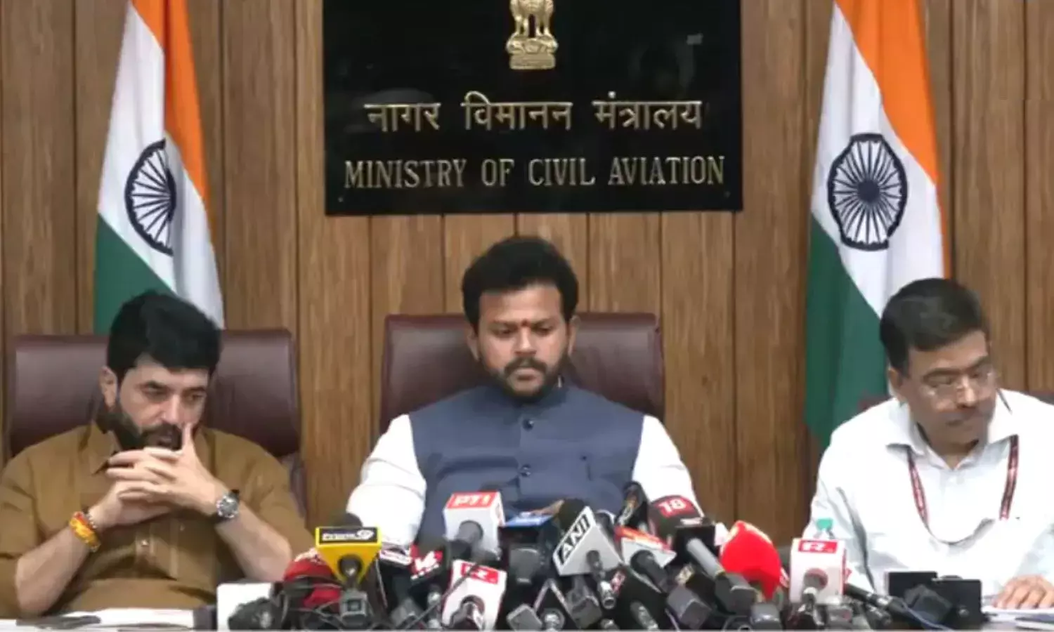 पायलट ने भेजा था इमरजेंसी सिग्नल...उड्डयन मंत्रालय ने बताई एअर इंडिया विमान हादसे की पूरी कहानी