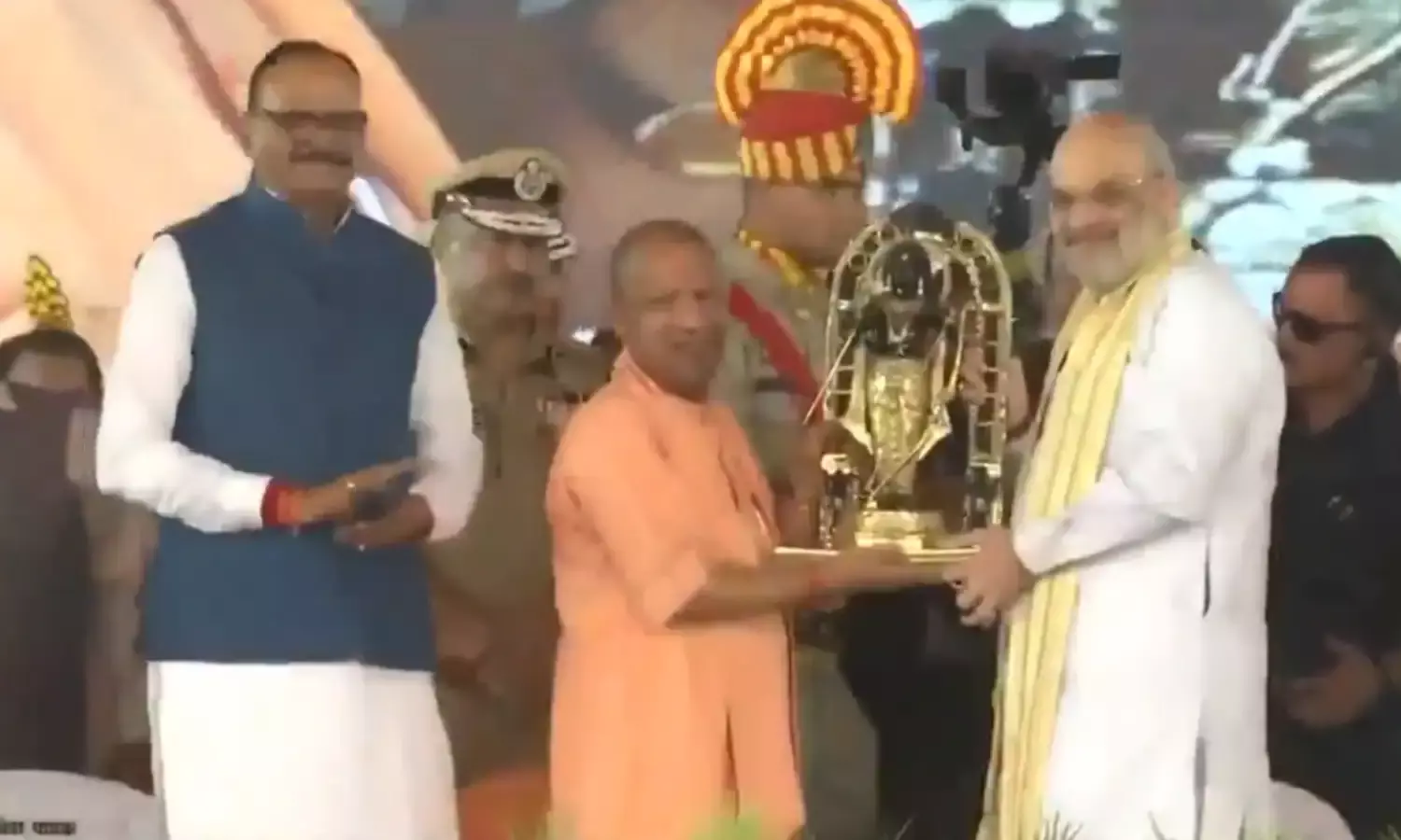 गृह मंत्री बोले - आज तक भर्तियां जाति के आधार पर होती थीं