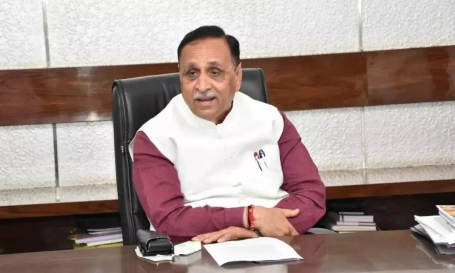 विजय रूपाणी का अंतिम संस्कार 16 जून को राजकोट में, विमान हादसे में हुआ था निधन