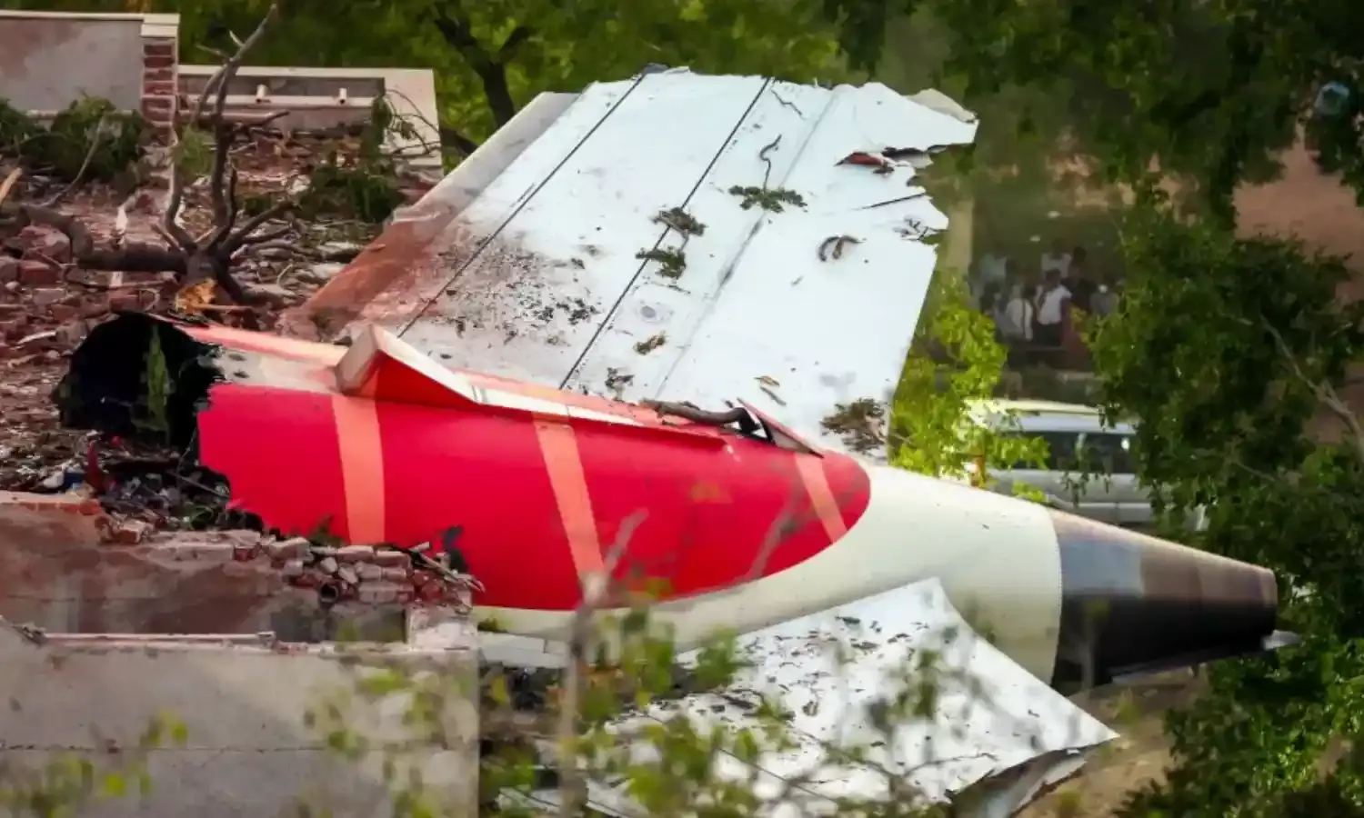 अहमदाबाद विमान हादसे में क्रिकेटर की मौत की पुष्टि, पांच दिन बाद सामने आई जानकारी