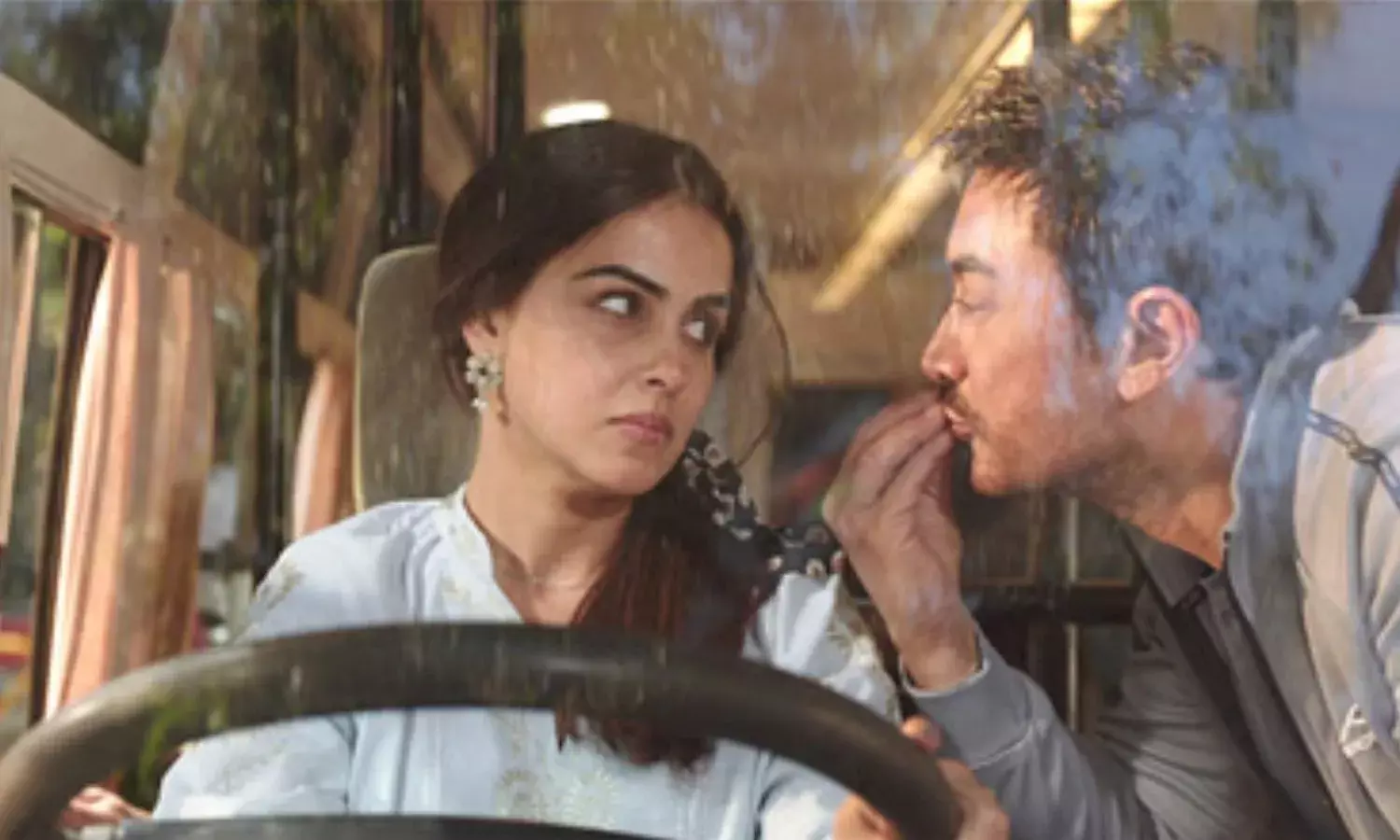 आमिर खान की फिल्म का बॉक्स ऑफिस पर धमाल, दो दिन में कमाए 30 करोड़, अब आधी रात में भी चलेंगे शो