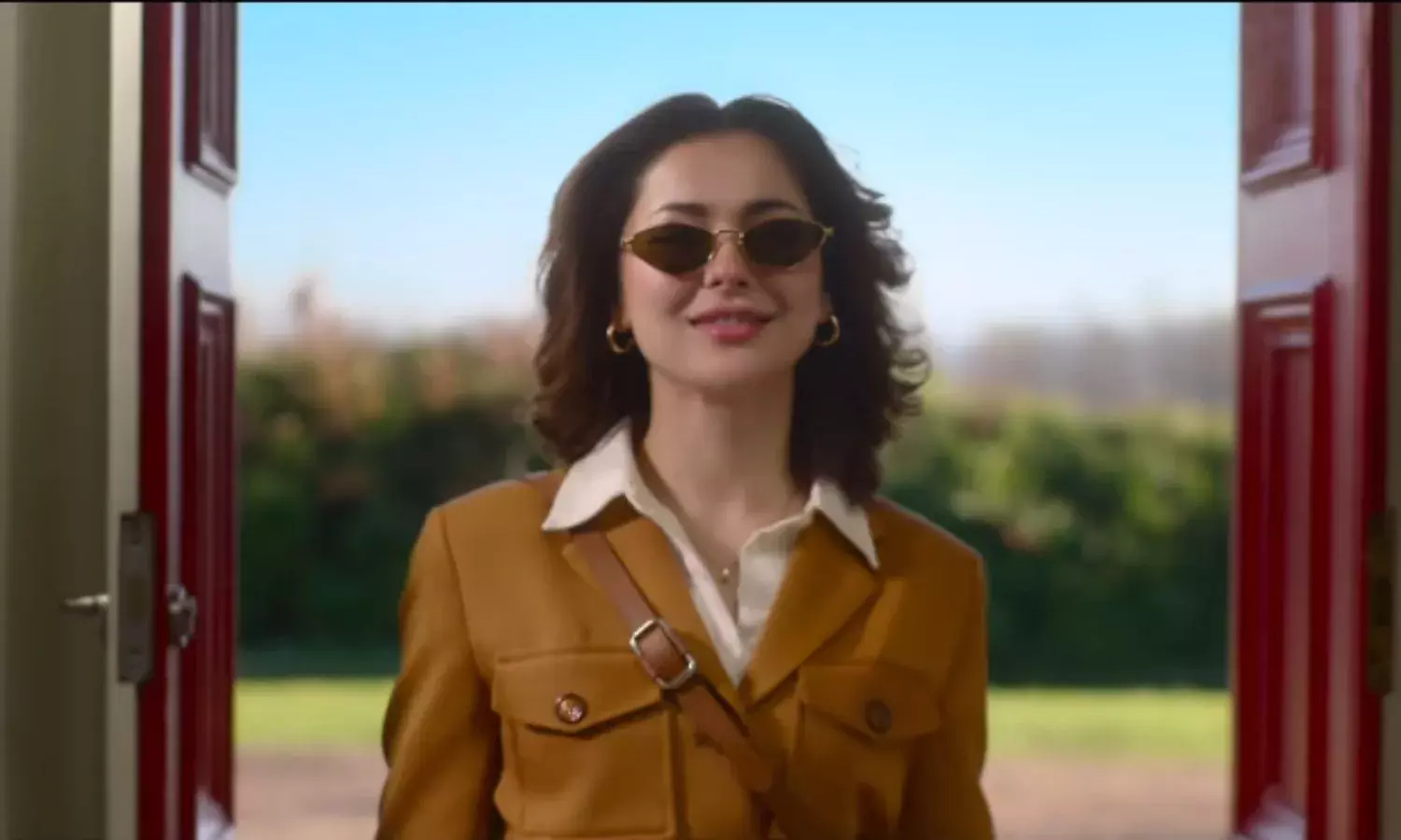 दिलजीत की फिल्म में पाक एक्ट्रेस हानिया आमिर को देख भड़के फैंस, मेकर्स ने दी सफाई बोले पहलगाम हमले….