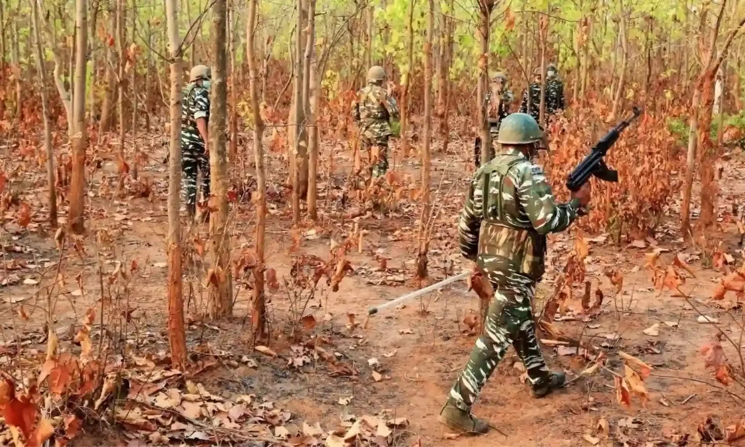 छत्तीसगढ़ सरकार की नई नक्सलवादी आत्मसमर्पण नीति से खुलेगा विकास का द्वार… छत्तीसगढ़ सरकार की नई नक्सलवादी आत्मसमर्पण नीति से खुलेगा विकास का द्वार…