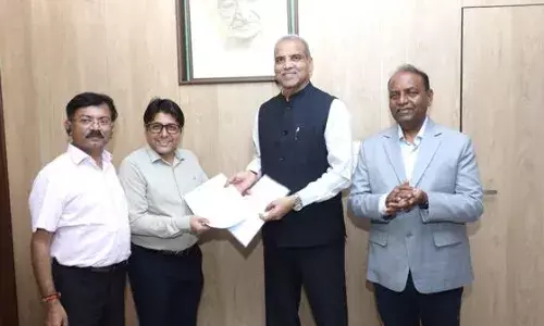 महाराष्ट्र राज्य निर्वाचन आयोग को 25 हजार EVM देगा MP इलेक्शन कमीशन महाराष्ट्र राज्य निर्वाचन आयोग को 25 हजार EVM देगा MP इलेक्शन कमीशन