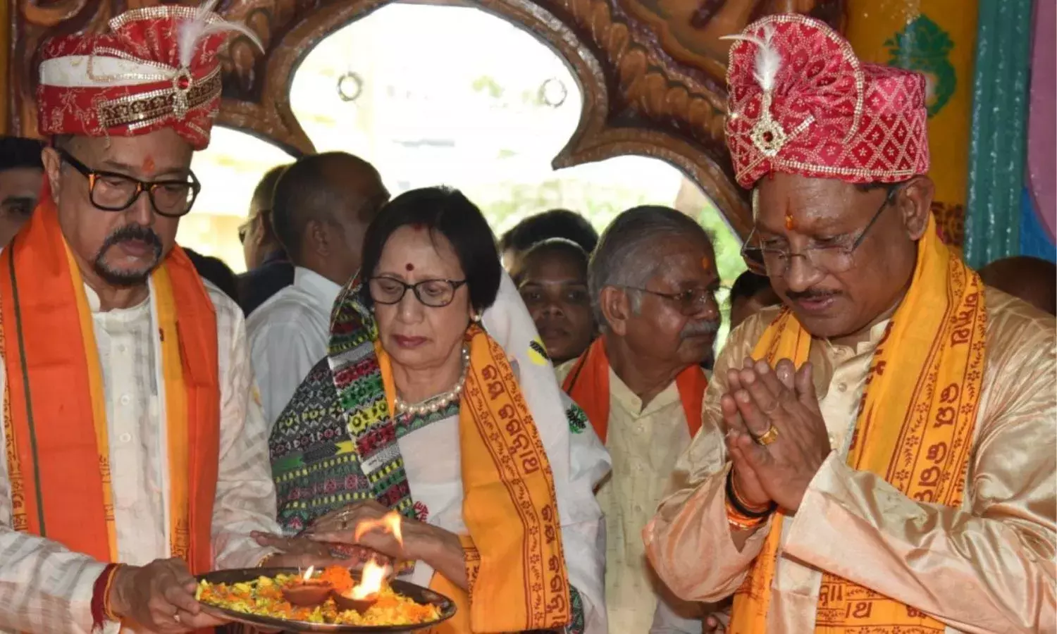 सीएम साय और राज्यपाल पत्नी समेत जगन्नाथ रथयात्रा में हुए शामिल, निभाई छेरापहरा की रस्म