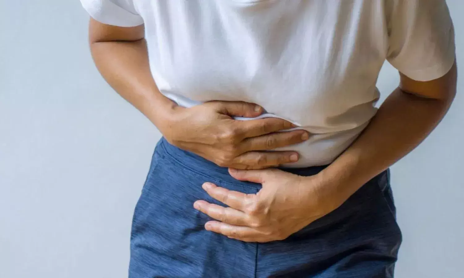 कब्ज और गैस को न करें नजरअंदाज, बन सकती हैं कैंसर जैसी गंभीर बीमारी की वजह