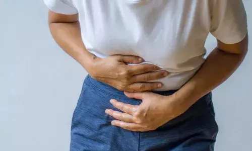 कब्ज और गैस को न करें नजरअंदाज, बन सकती हैं कैंसर जैसी गंभीर बीमारी की वजह