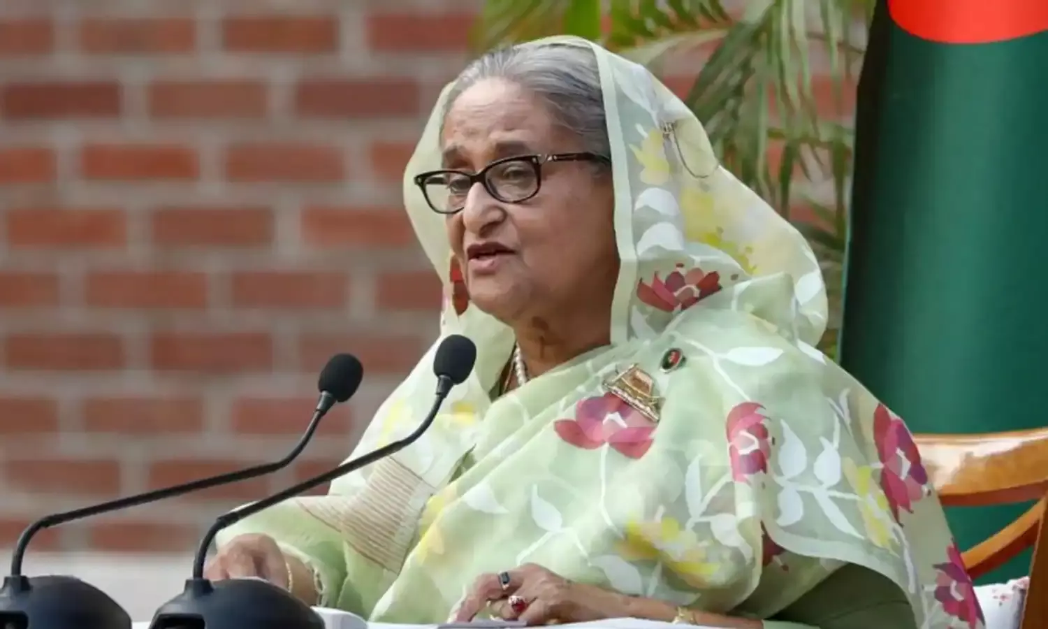 बांग्लादेश की पूर्व प्रधानमंत्री शेख बांग्लादेश की पूर्व प्रधानमंत्री शेख