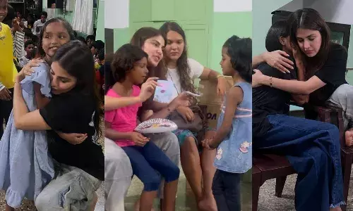 रिया चक्रवर्ती ने नन्हें दोस्तों के साथ मनाया अपना जन्मदिन, तस्वीरें देखकर भावुक हुए फैंस