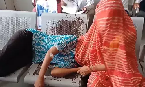 बागेश्वर धाम में हादसा, एक श्रद्धालु की मौत, बाबा बागेश्वर के जन्मदिन के लिए यूपी से परिवार के साथ पहुंचा था युवक