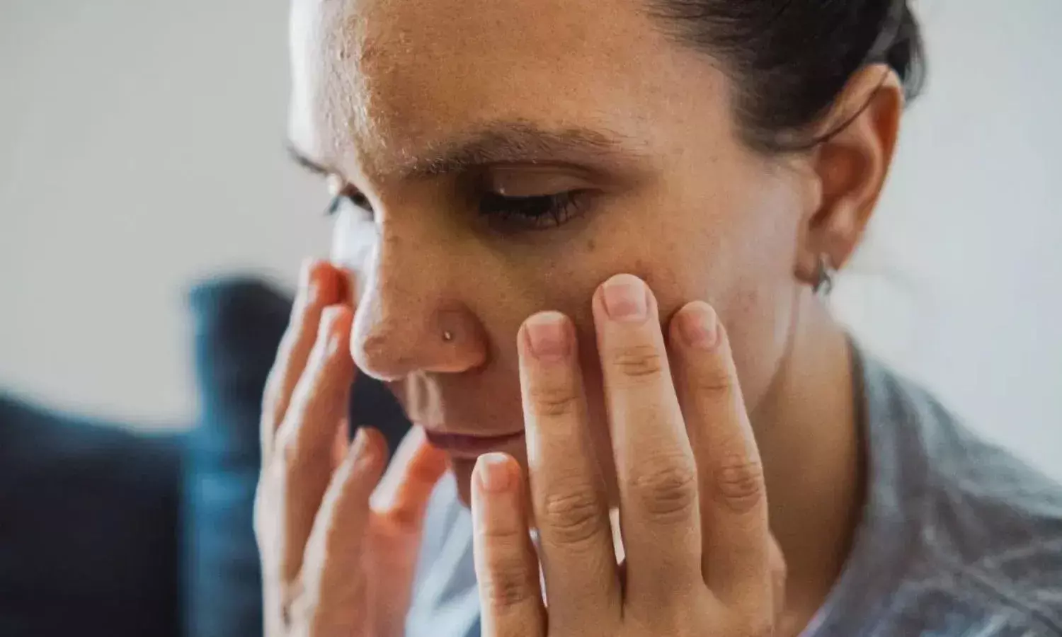 सुबह-सुबह आंखों की सूजन को न करें इग्नोर, हो सकती है अंदरूनी बीमारी सुबह-सुबह आंखों की सूजन को न करें इग्नोर, हो सकती है अंदरूनी बीमारी