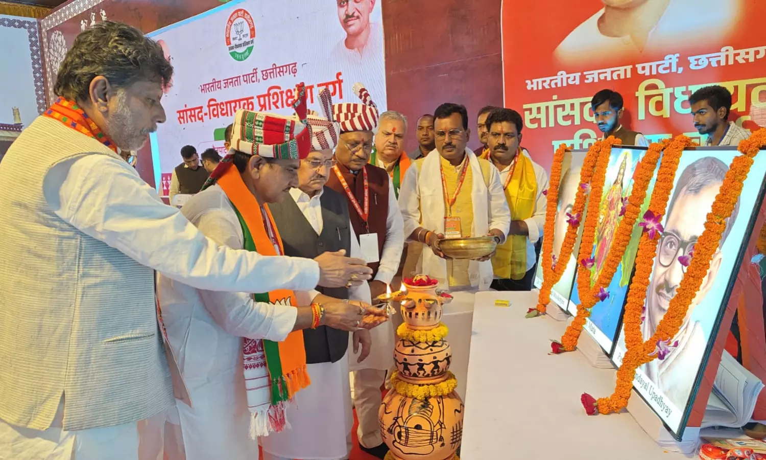 नड्डा ने किया शुभारंभ, कहा- आत्म मंथन और संगठन के विस्तार का समय...