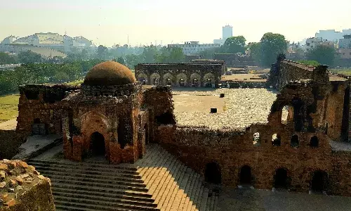 देश की राजधानी में नहीं देखी होगी ऐसी जगहें, जो दिलाती हैं पुरानी दिल्ली का अहसास