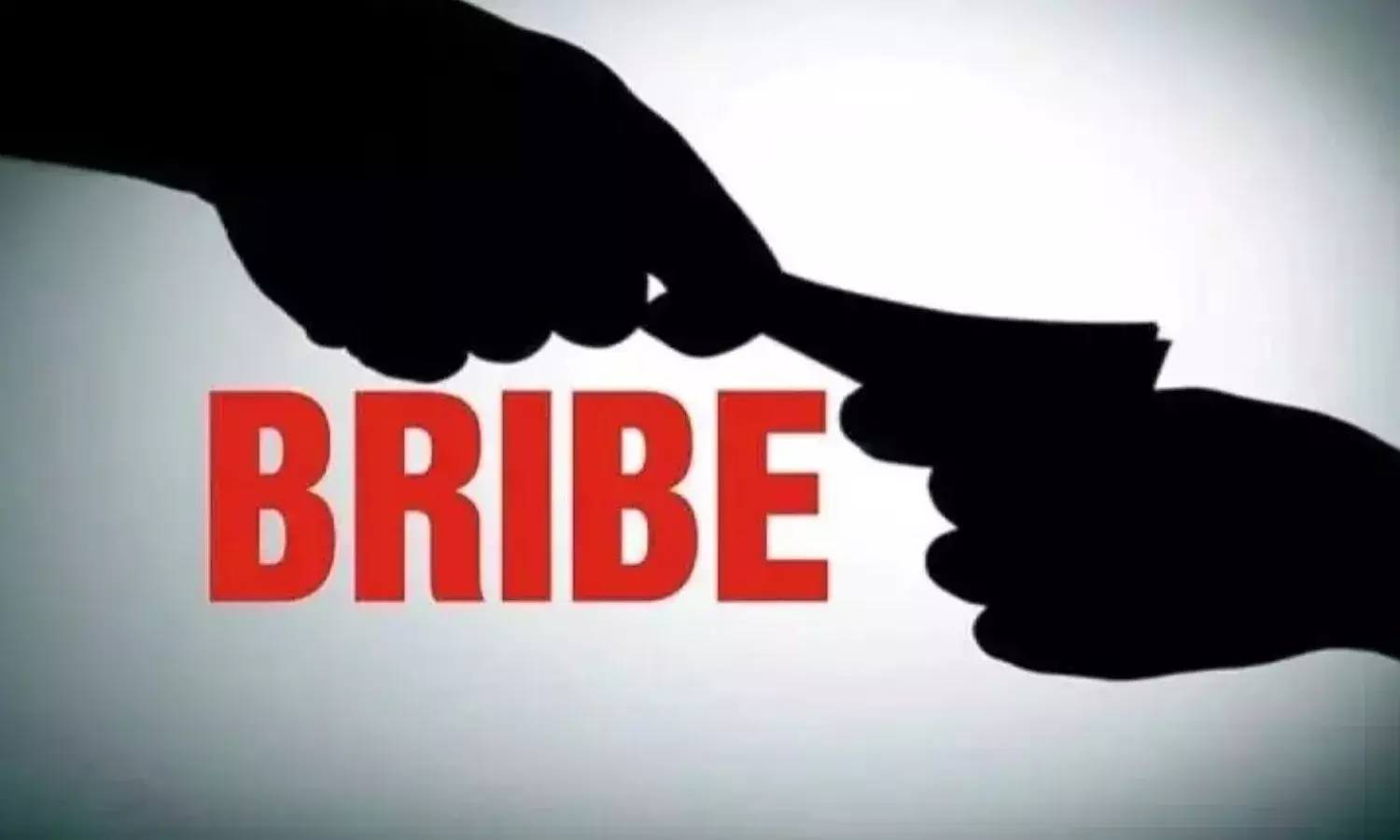 इंदौर लोकायुक्त की बड़ी कार्रवाई