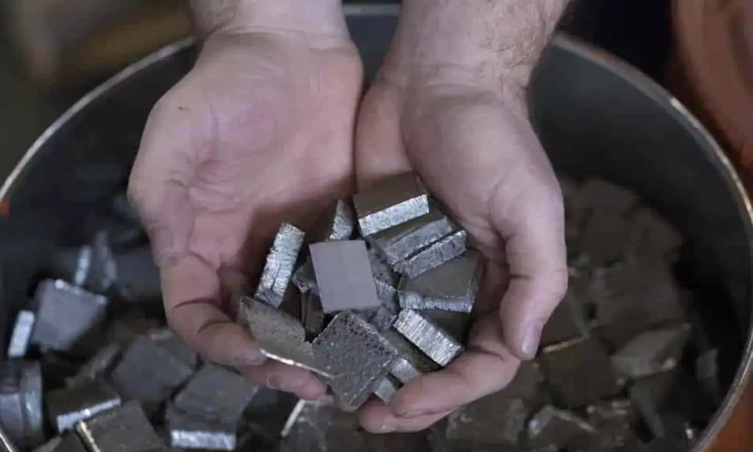 सार्वजनिक क्षेत्र की कंपनी एनएलसी लाएगी लिथियम