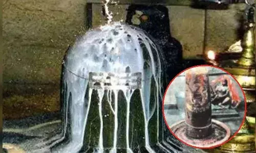 मौसम के साथ बदलता रंग, खारून-शिवनाथ संगम पर सोमनाथ धाम का चमत्कार