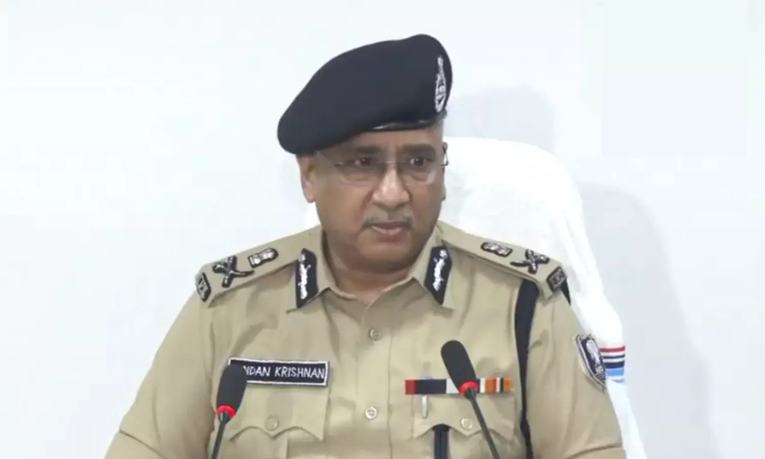 बिहार के वरिष्ठ पुलिस अधिकारी ने बढ़ते क्राइम के लिए मौसम को ठहराया जिम्मेदार, बयान सोशल मीडिया पर वायरल