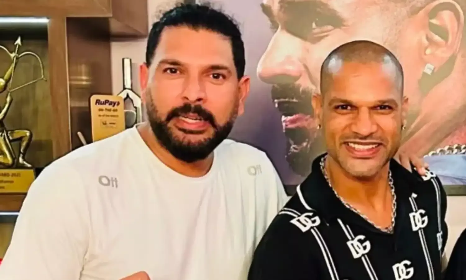 आखिर कहां गई देशभक्ति? युवराज, धवन और रैना के रवैये से नाराज़ हुए फैंस, जानिए पूरा मामला